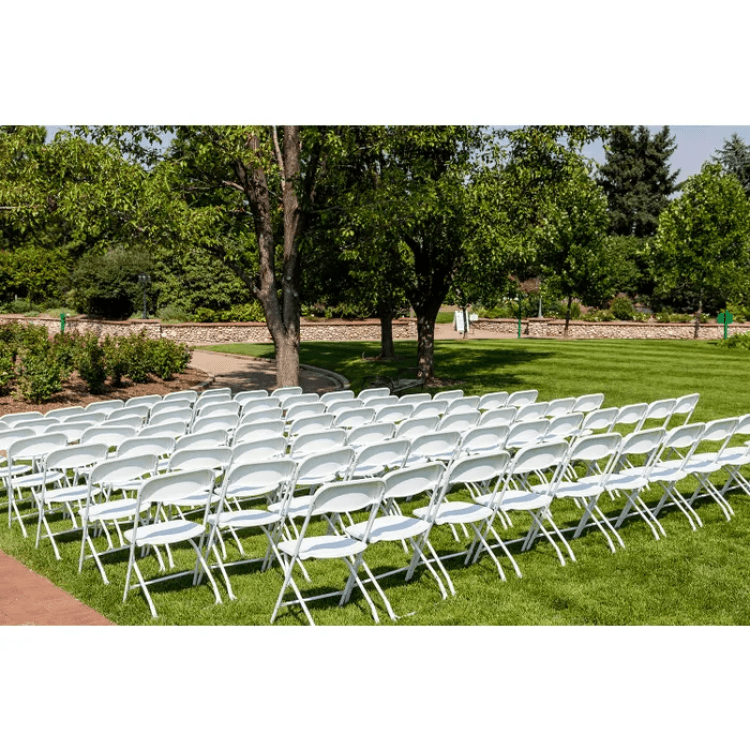 folding chair (black or White)